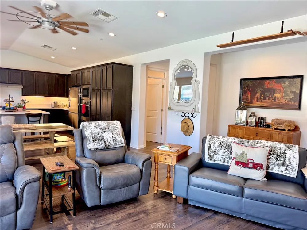 3917 Club House Court Lompoc, CA 93436