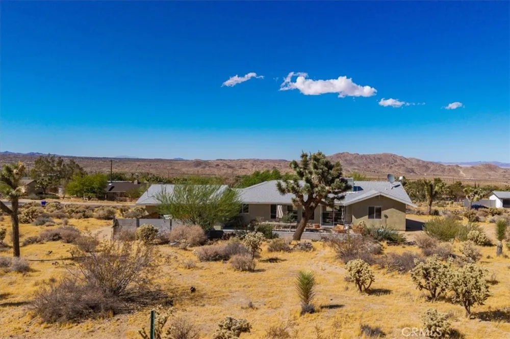 60313 Pueblo Trail Joshua Tree, CA 92252