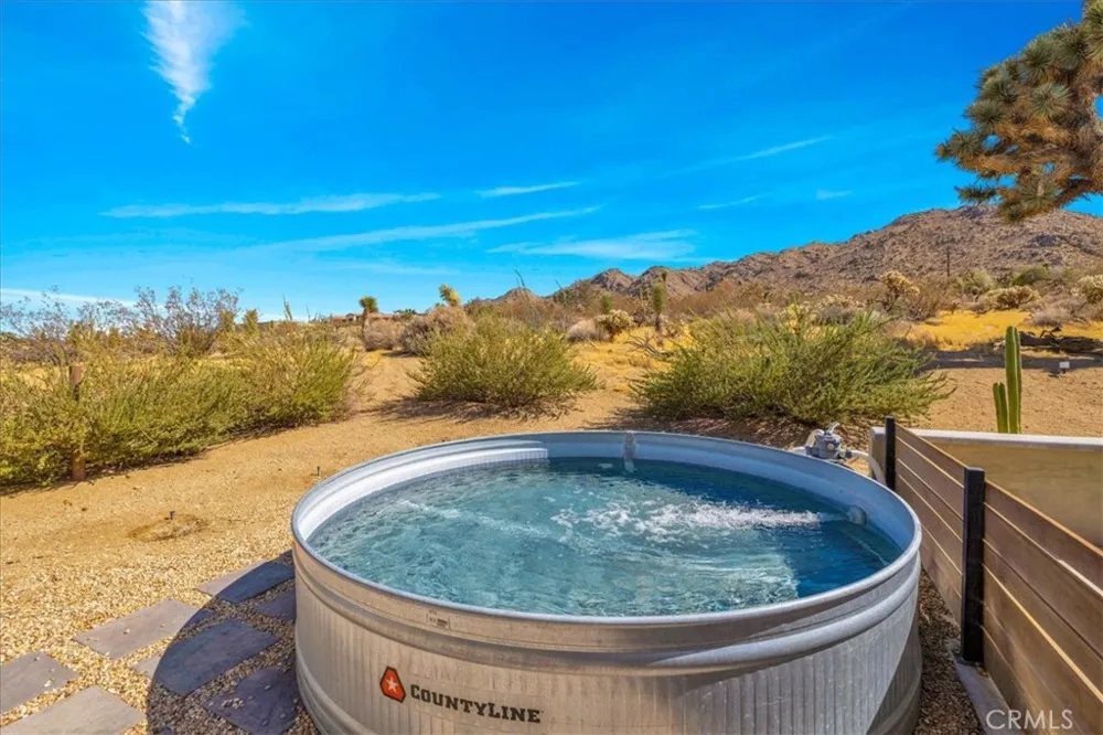 60313 Pueblo Trail Joshua Tree, CA 92252