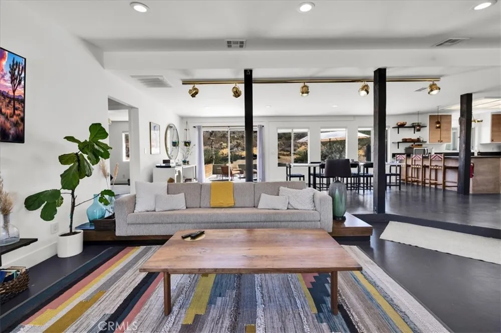 60313 Pueblo Trail Joshua Tree, CA 92252