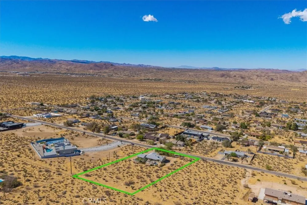 60313 Pueblo Trail Joshua Tree, CA 92252