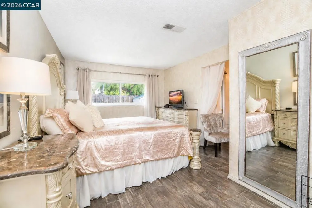 1904 Calaveras Dr Bay Point, CA 94565
