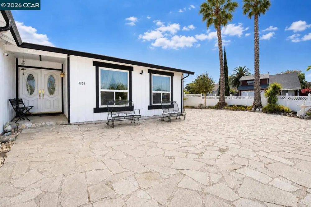 1904 Calaveras Dr Bay Point, CA 94565