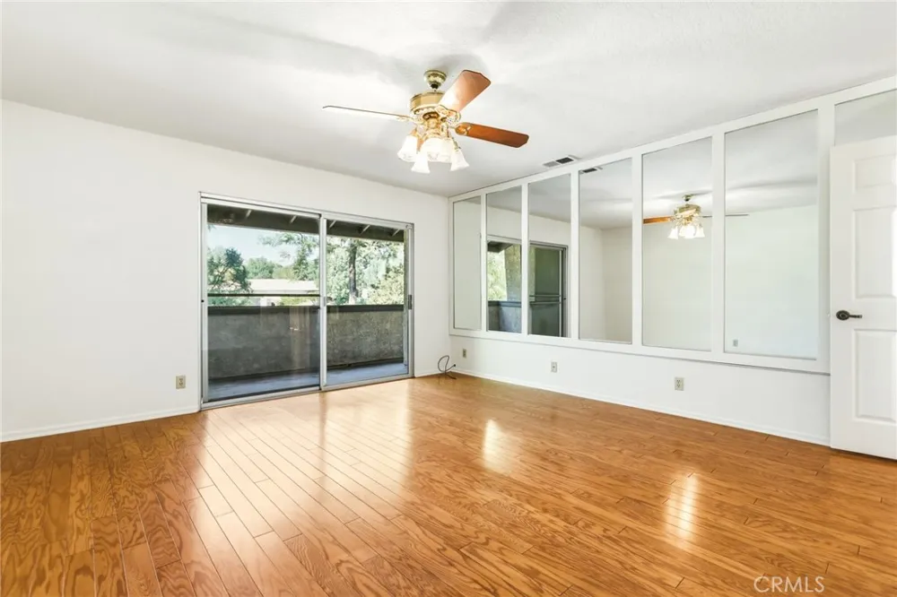 11257 Key West Avenue #3 Porter Ranch, CA 91326