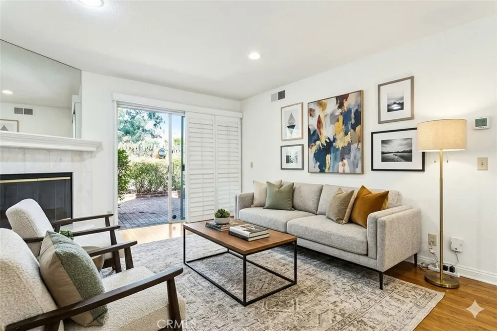 11257 Key West Avenue #3 Porter Ranch, CA 91326