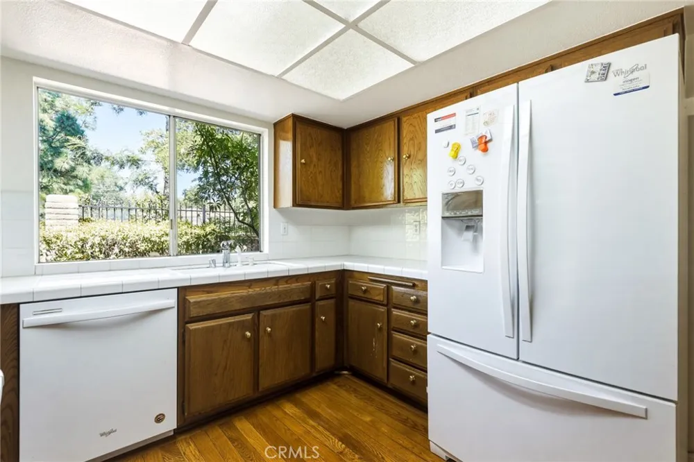 11257 Key West Avenue #3 Porter Ranch, CA 91326