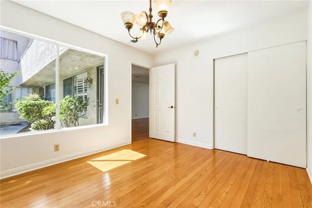 11257 Key West Avenue #3 Porter Ranch, CA 91326