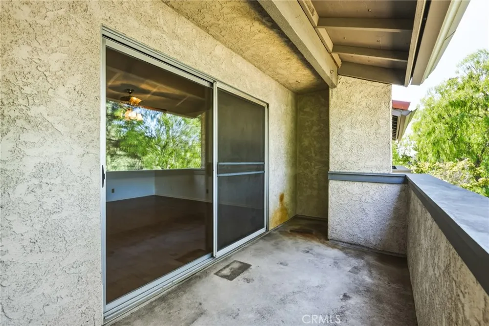11257 Key West Avenue #3 Porter Ranch, CA 91326
