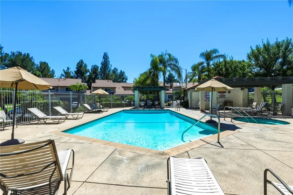 11257 Key West Avenue #3 Porter Ranch, CA 91326