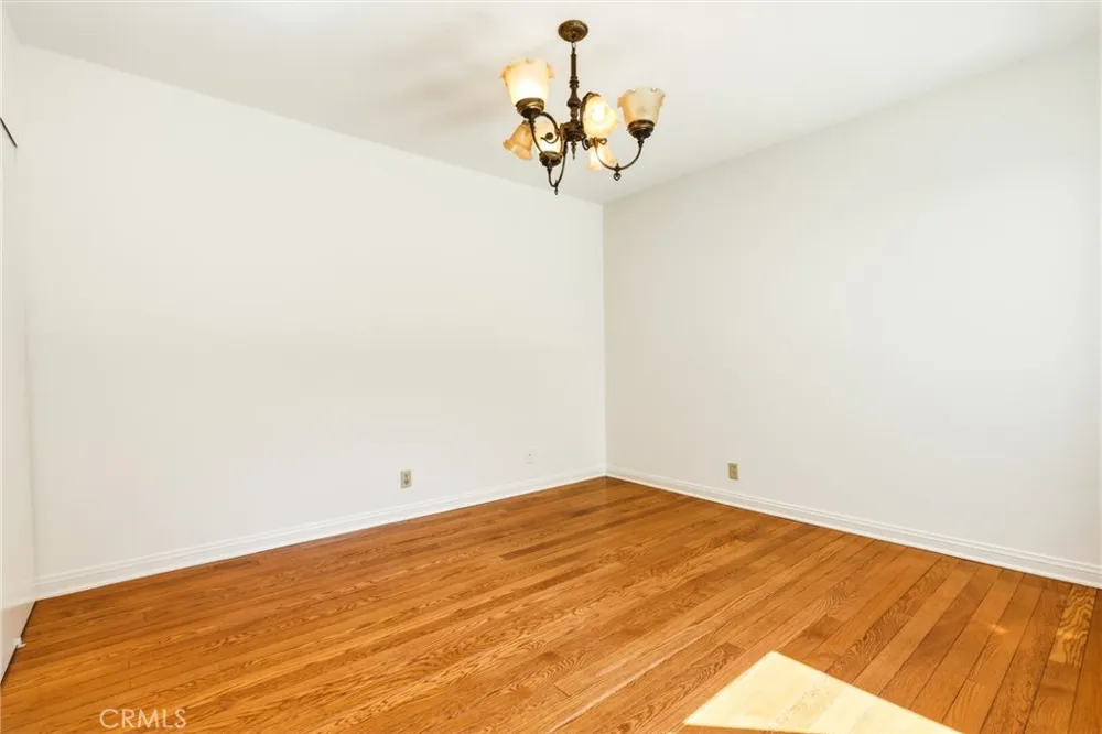 11257 Key West Avenue #3 Porter Ranch, CA 91326