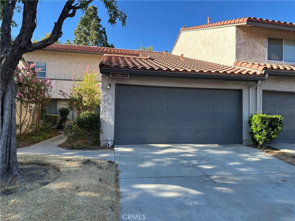 11257 Key West Avenue #3 Porter Ranch, CA 91326