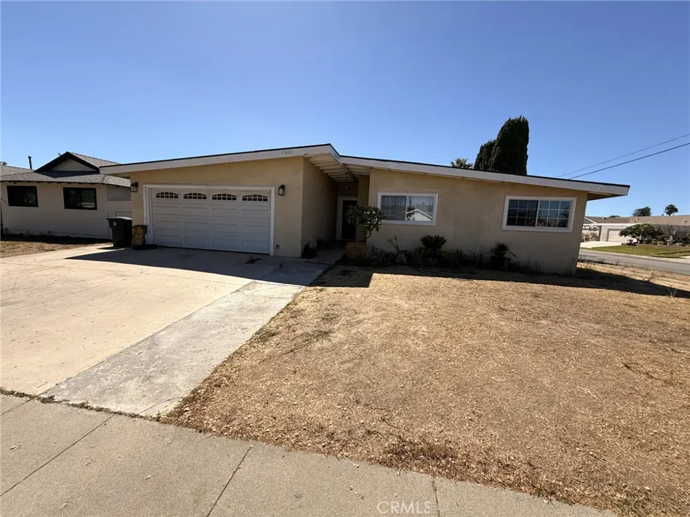 15621 Pacific Street Tustin, CA 92780