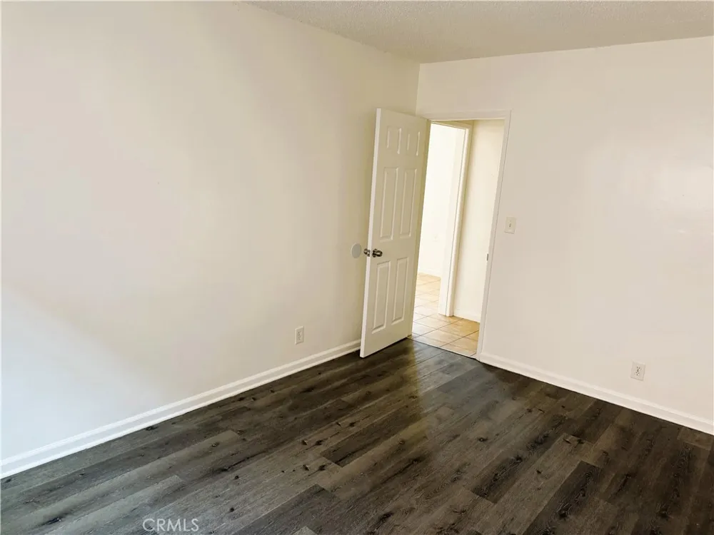 2672 S Redondo Boulevard #3 Los Angeles, CA 90016