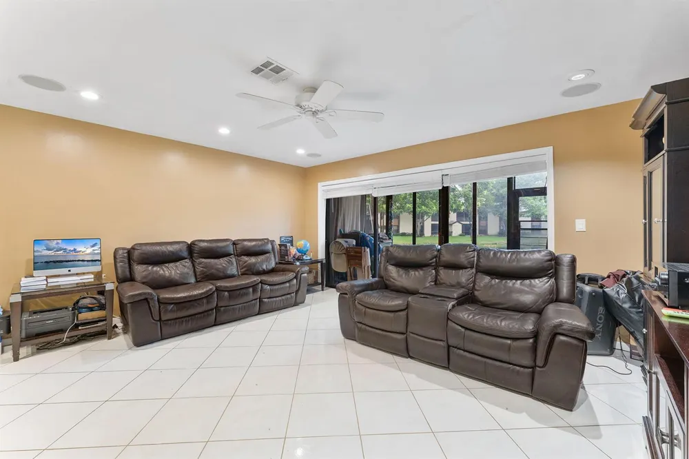4321 CARAMBOLA CIRCLE #403-F Coconut Creek, FL 33066
