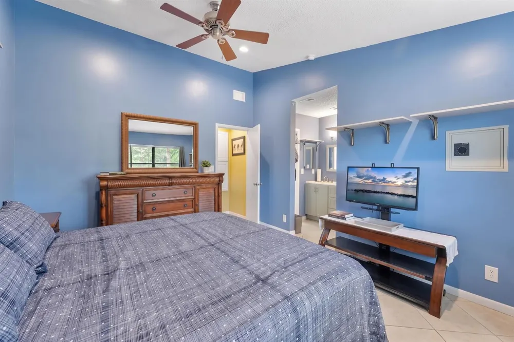 4321 CARAMBOLA CIRCLE #403-F Coconut Creek, FL 33066