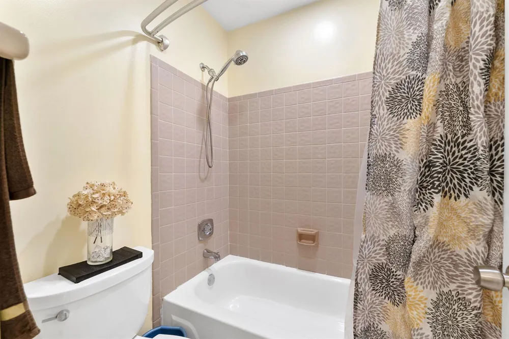 4321 CARAMBOLA CIRCLE #403-F Coconut Creek, FL 33066