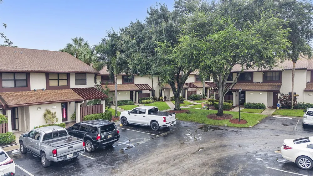 4321 CARAMBOLA CIRCLE #403-F Coconut Creek, FL 33066