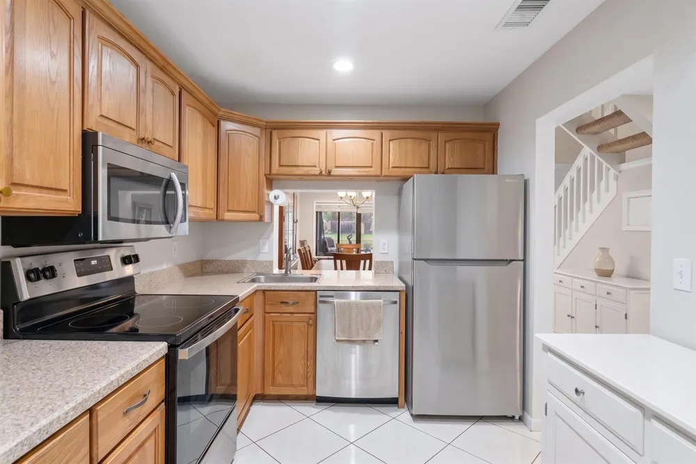 4321 CARAMBOLA CIRCLE #403-F Coconut Creek, FL 33066