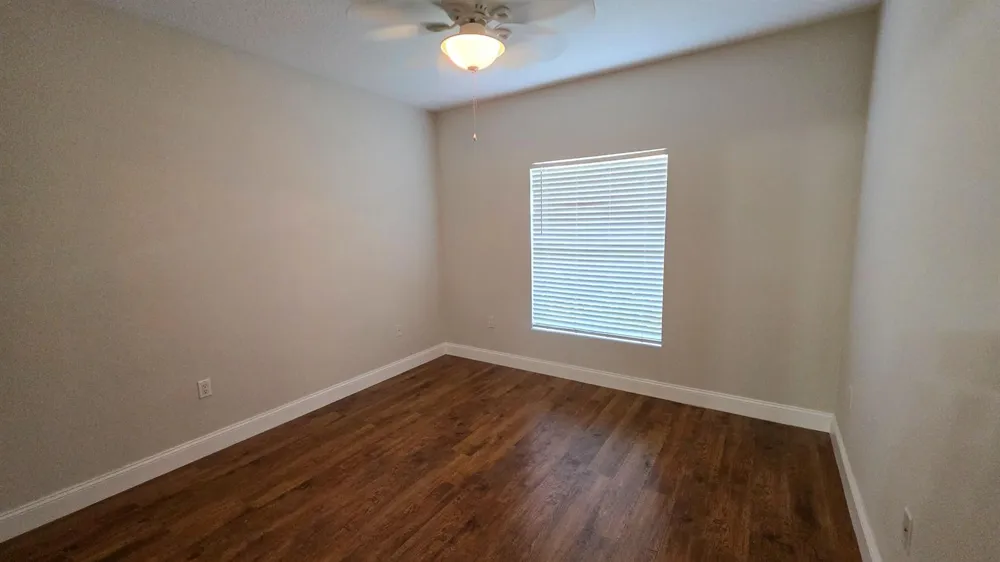 5090 FAIRWAYS CIRCLE #H105 Vero Beach, FL 32967