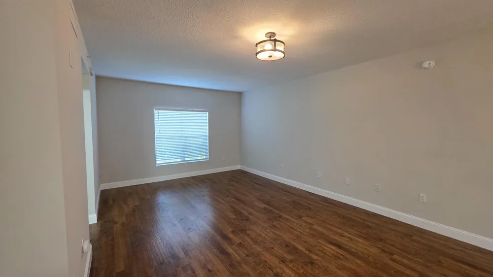 5090 FAIRWAYS CIRCLE #H105 Vero Beach, FL 32967