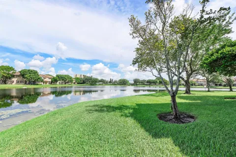 3505 LAKESIDE DRIVE