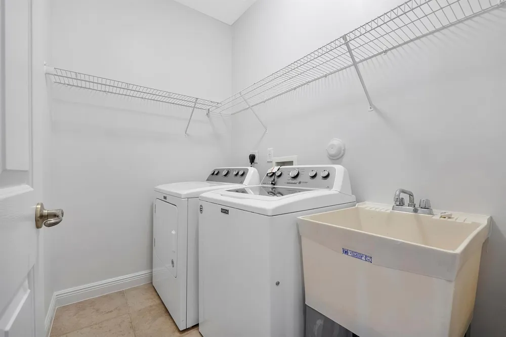 3505 LAKESIDE DRIVE Davie, FL 33328