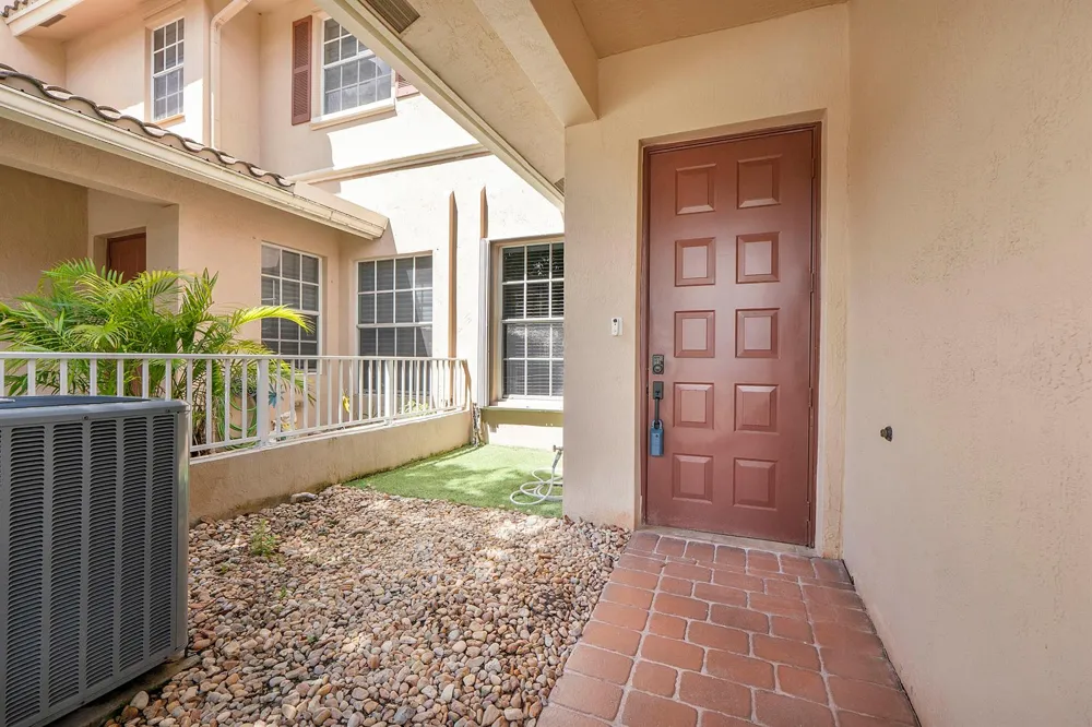 3505 LAKESIDE DRIVE Davie, FL 33328