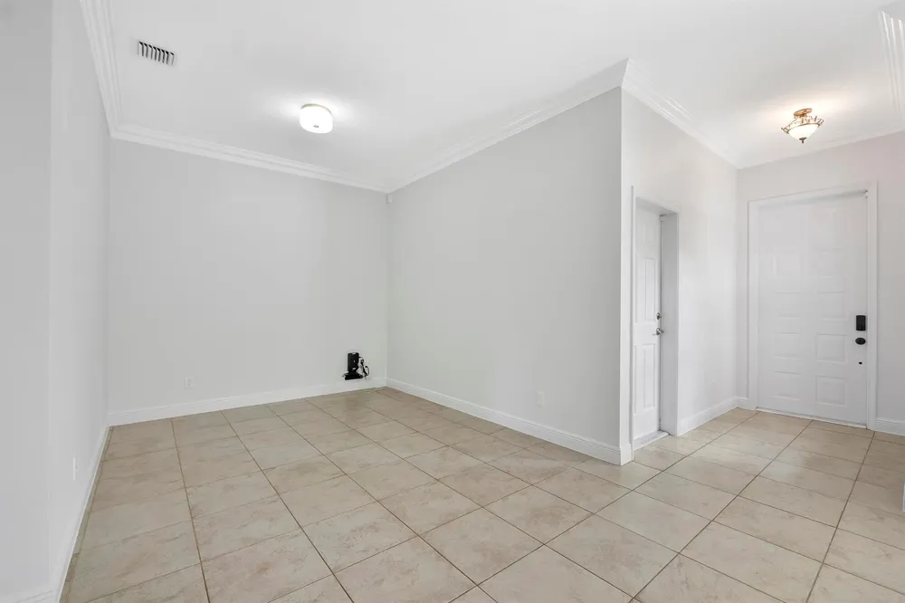 3505 LAKESIDE DRIVE Davie, FL 33328