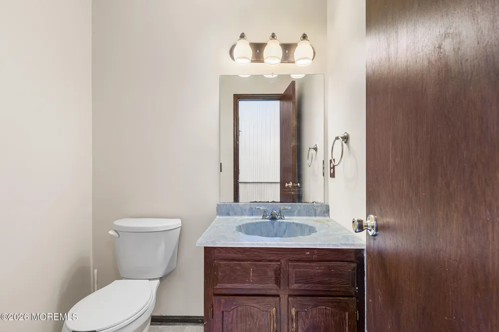 84 Diamond Lane Old Bridge, NJ 08857