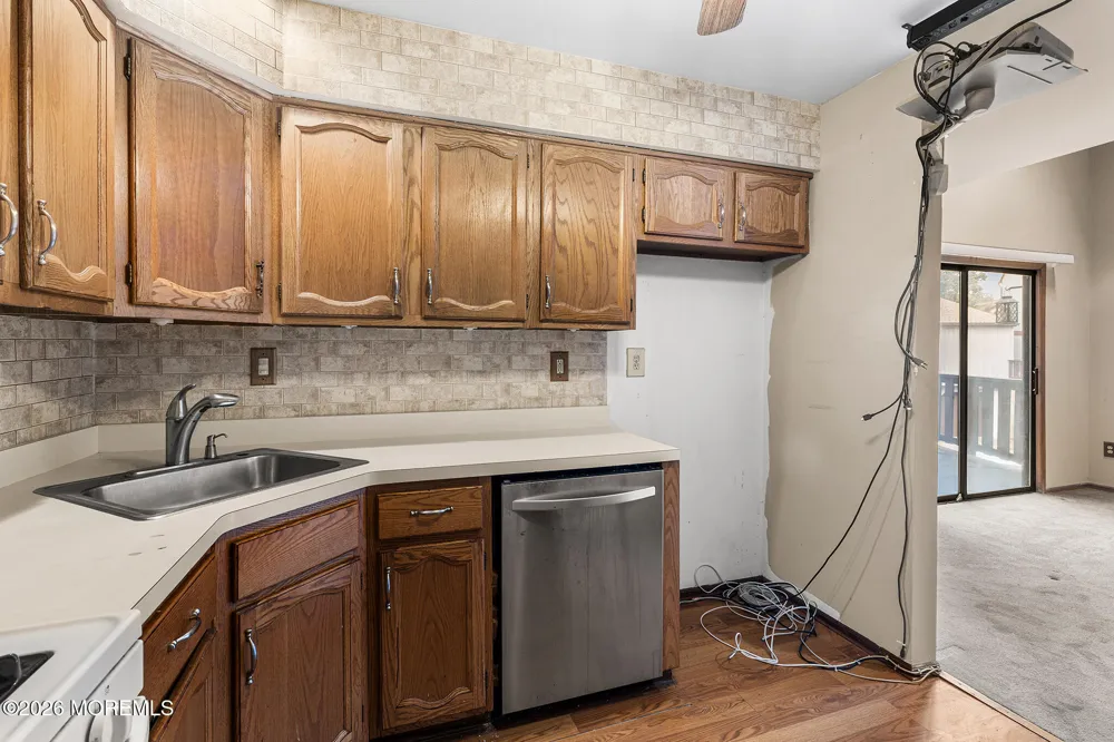 84 Diamond Lane Old Bridge, NJ 08857