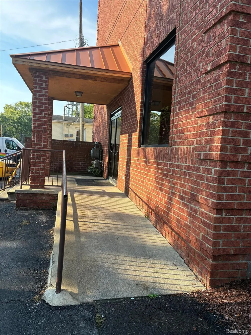 107 S Main Street Almont Village, MI 48003