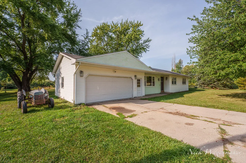 3225 Benston Road Whitehall Township, MI 49461