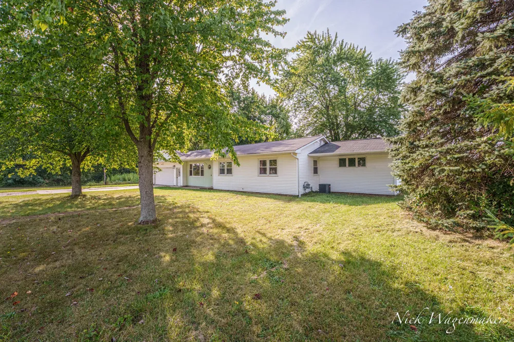 3225 Benston Road Whitehall Township, MI 49461