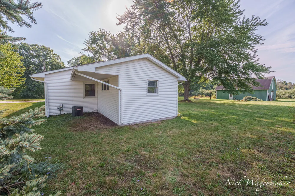 3225 Benston Road Whitehall Township, MI 49461