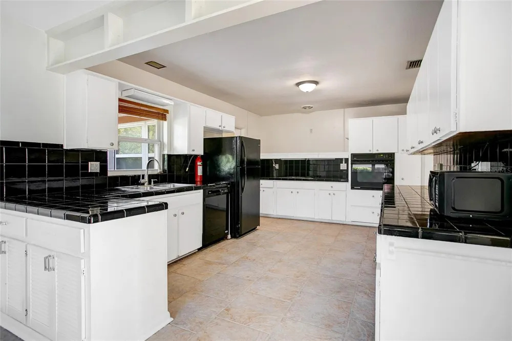 7000 CANE HILLS CIRCLE Orlando, FL 32819