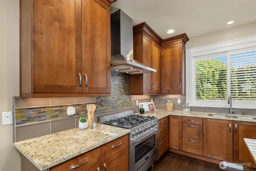 20 6th Street Kirkland, WA 98033