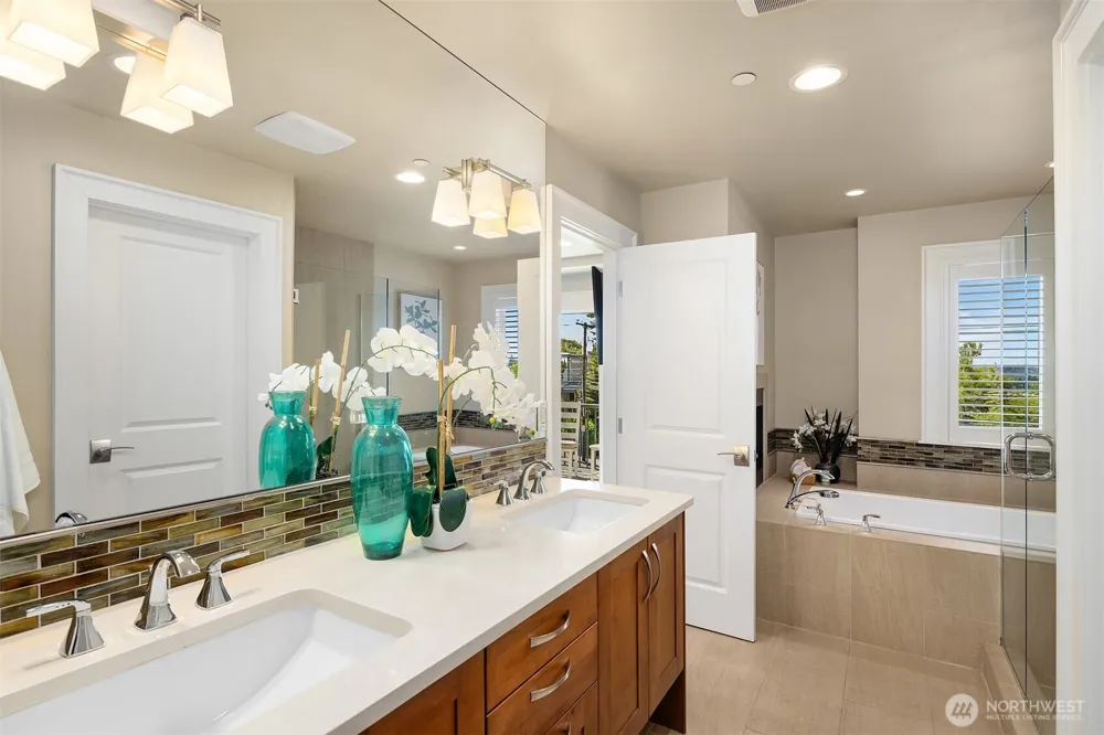 20 6th Street Kirkland, WA 98033