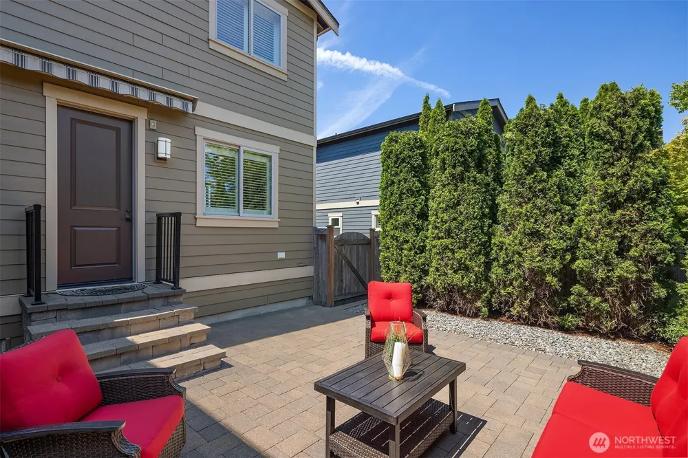 20 6th Street Kirkland, WA 98033