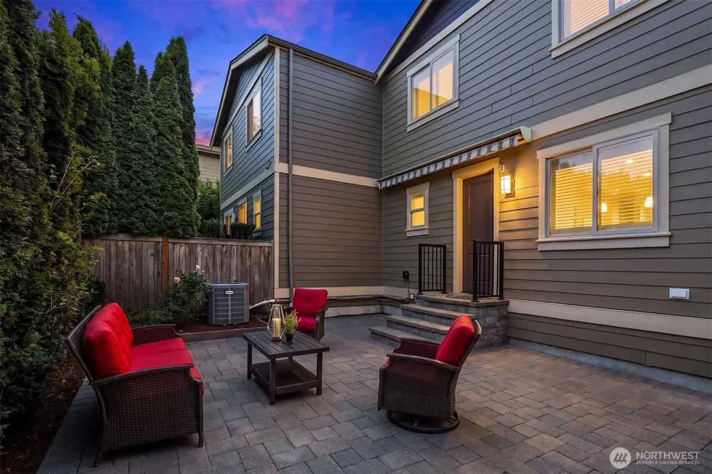20 6th Street Kirkland, WA 98033