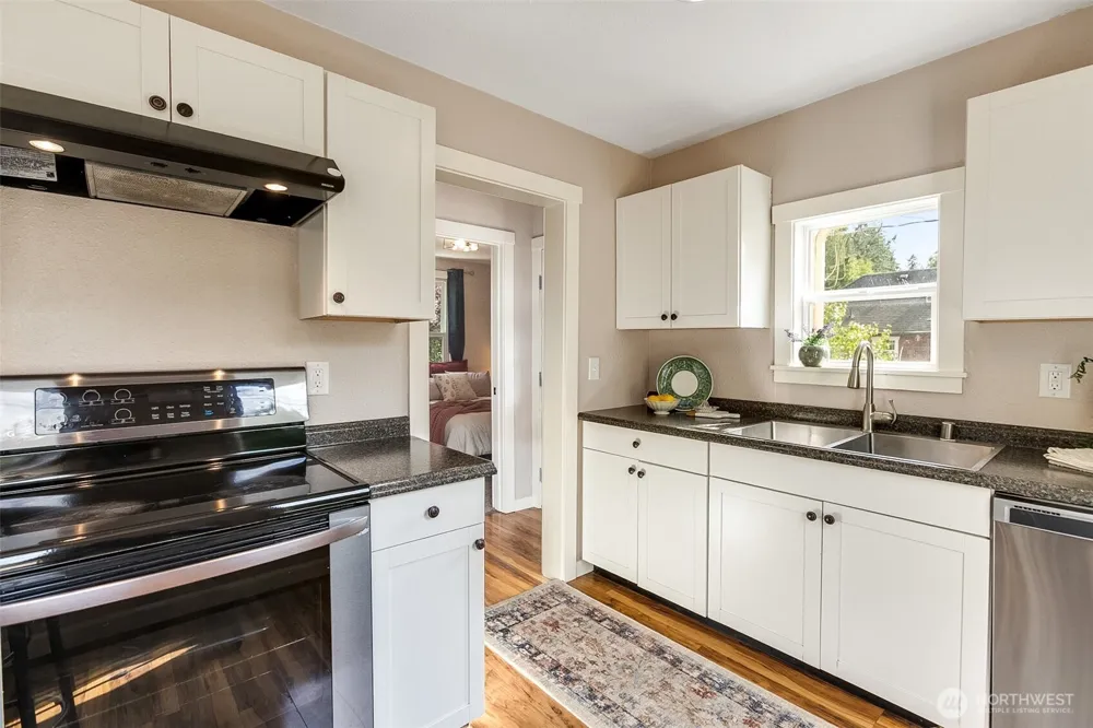 451 Tracy Avenue Port Orchard, WA 98366