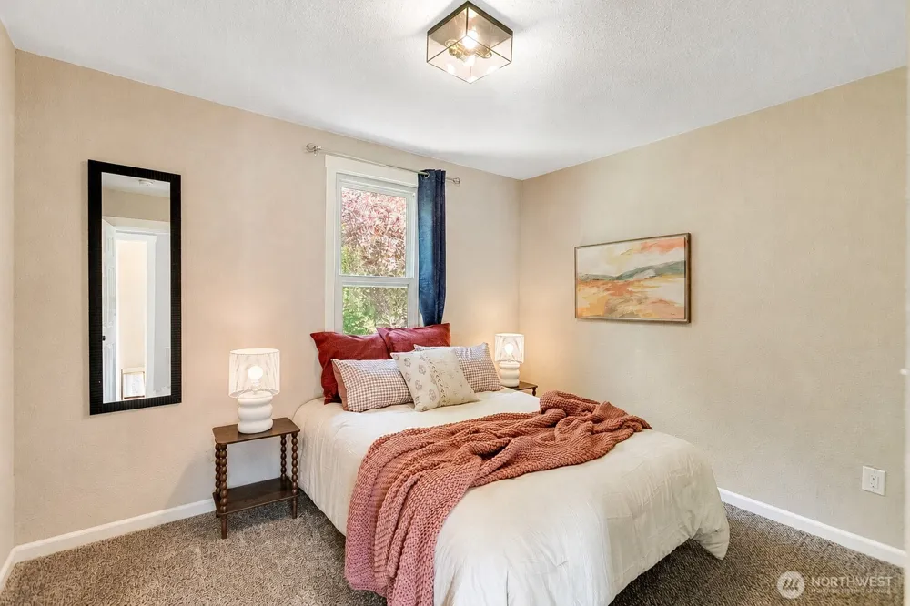 451 Tracy Avenue Port Orchard, WA 98366