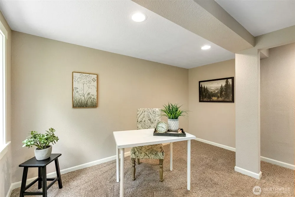 451 Tracy Avenue Port Orchard, WA 98366