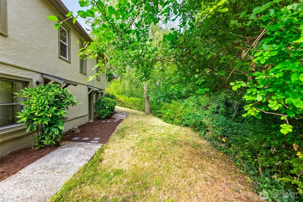 451 Tracy Avenue Port Orchard, WA 98366
