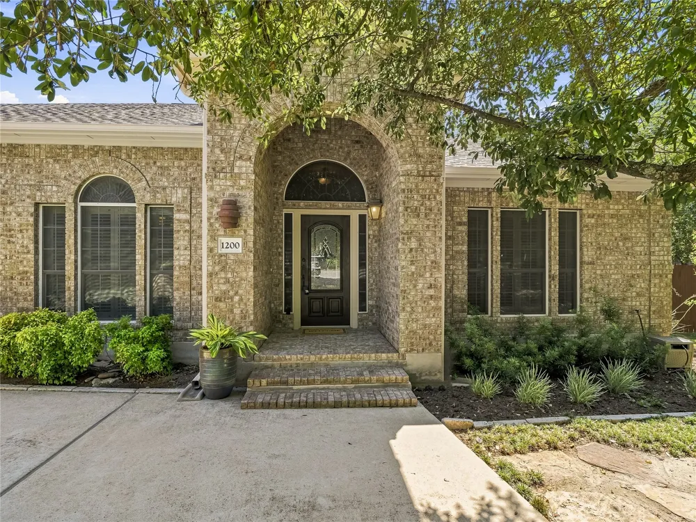 1200 Anna Court Cedar Park, TX 78613