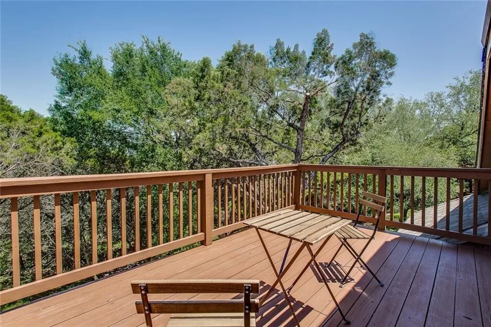 10036 Scull Creek Drive Austin, TX 78730