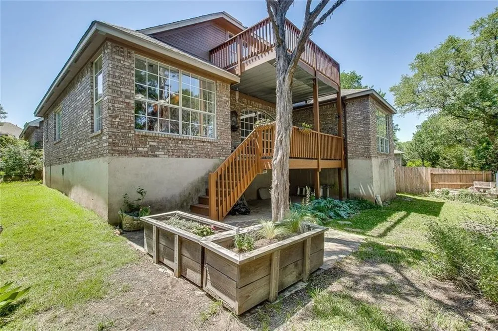 10036 Scull Creek Drive Austin, TX 78730
