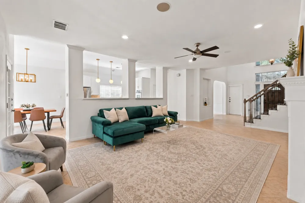 10036 Scull Creek Drive Austin, TX 78730