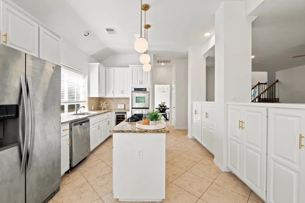 10036 Scull Creek Drive Austin, TX 78730