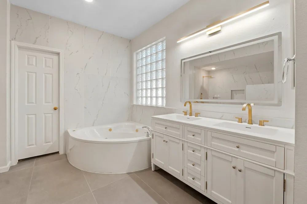 10036 Scull Creek Drive Austin, TX 78730