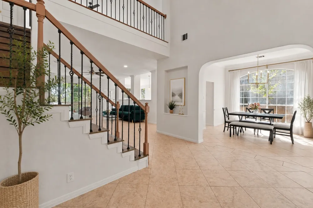 10036 Scull Creek Drive Austin, TX 78730
